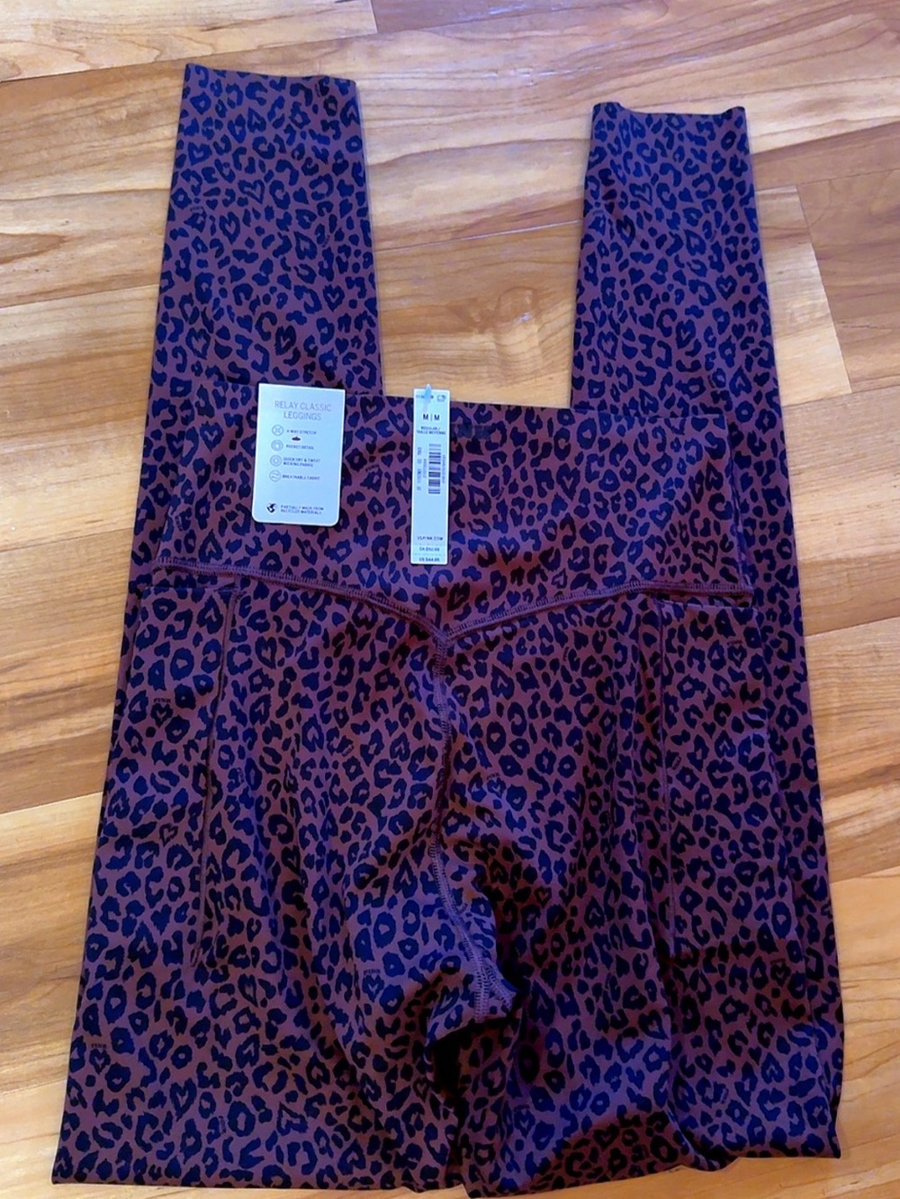 PINK Victoria’s Secret Leopard Relay High Rise Leggings NWT Medium - Picture 6 of 8